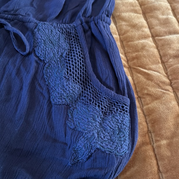 Anthropologie lilka Navy Lace Ravenna jumpsuit size M - Picture 2 of 9